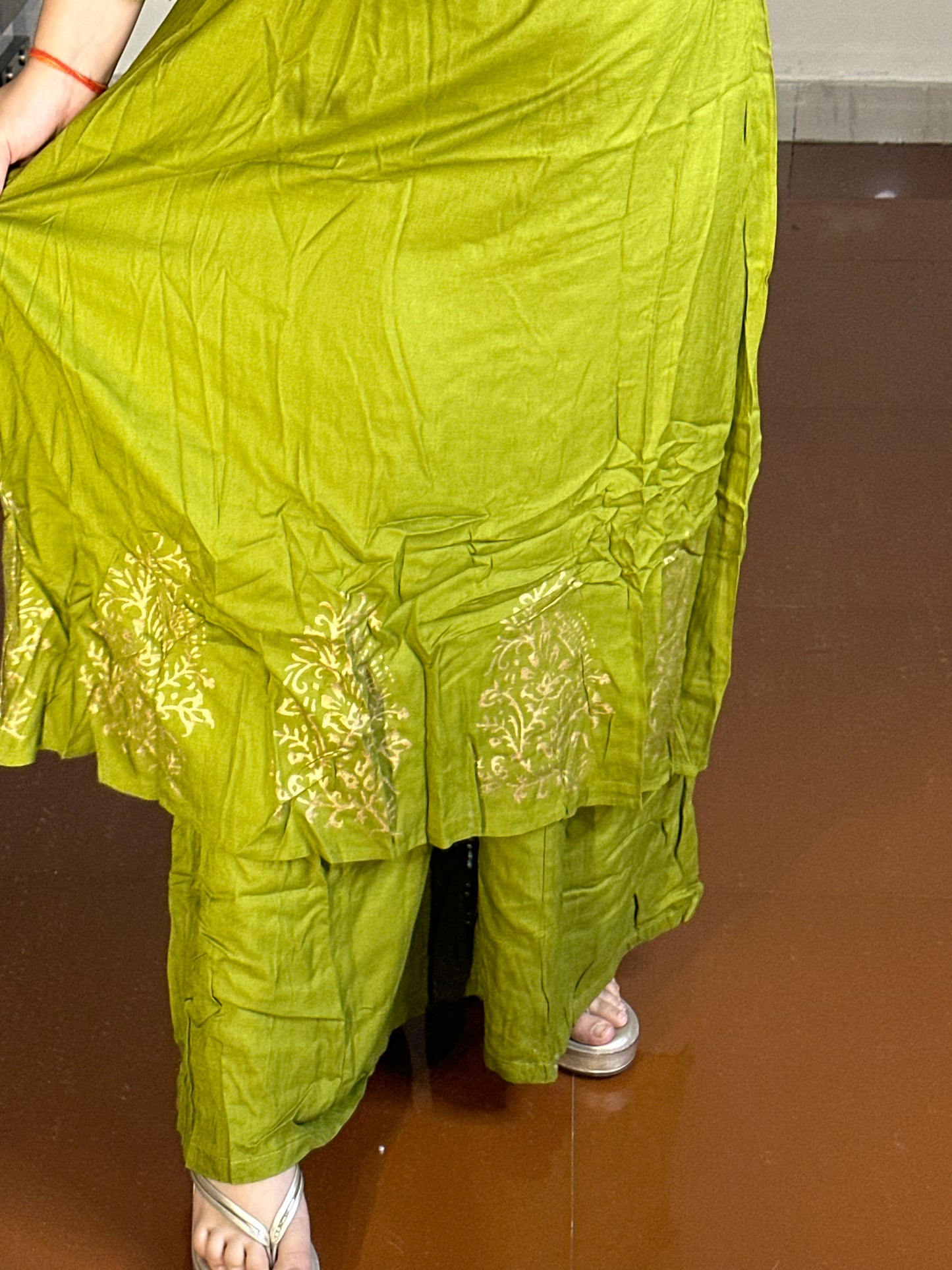 Comfortable plazo set