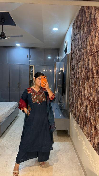 Pocket design kurta set