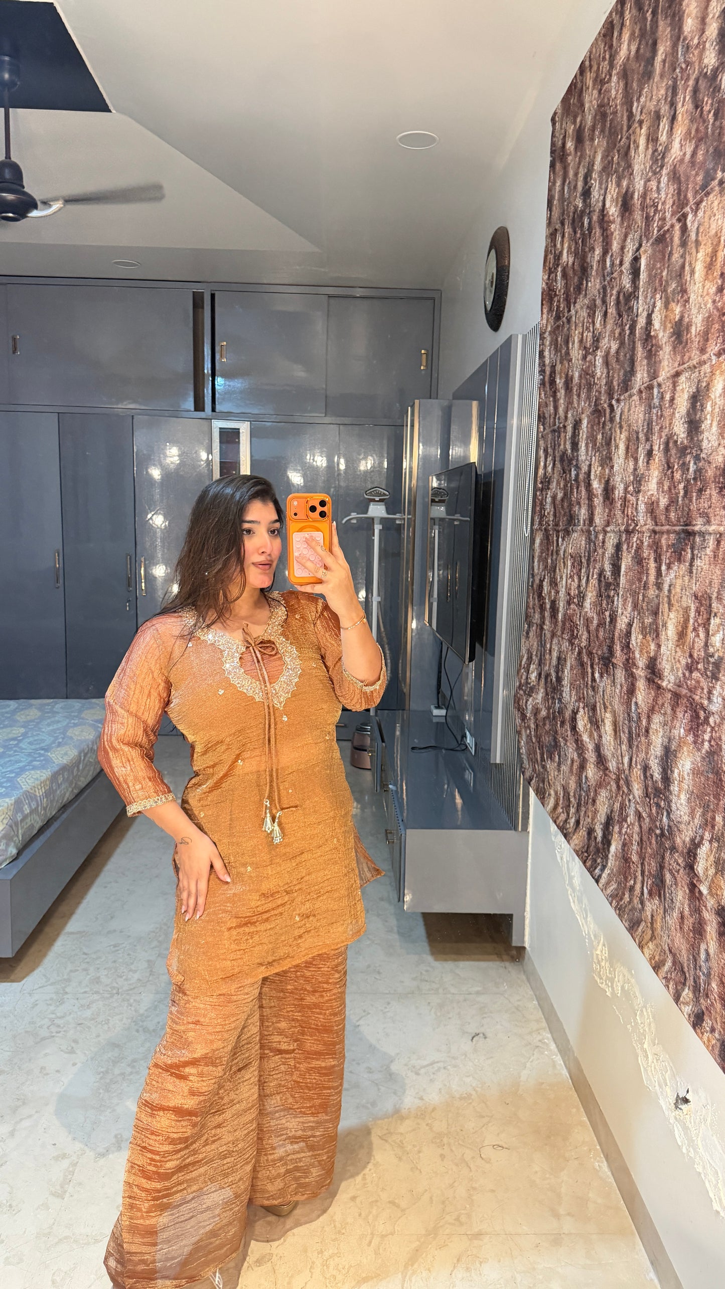 Zari circle neck set