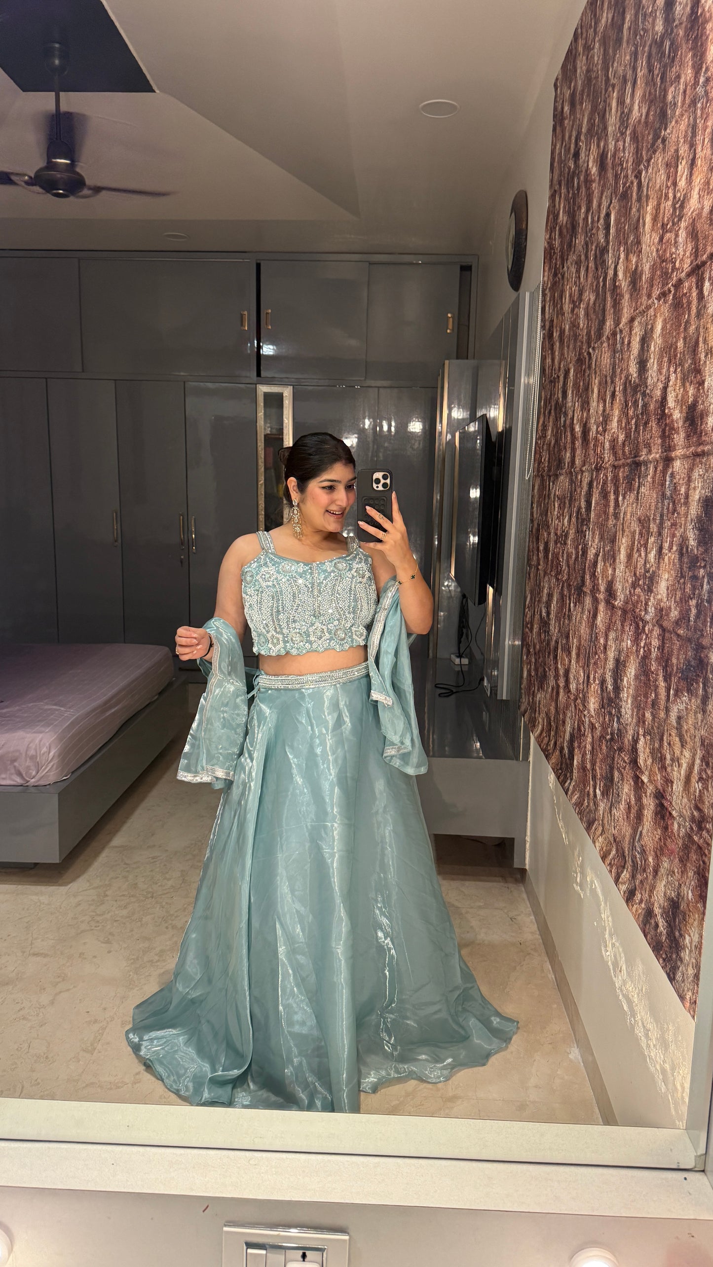 Kashmira lehenga