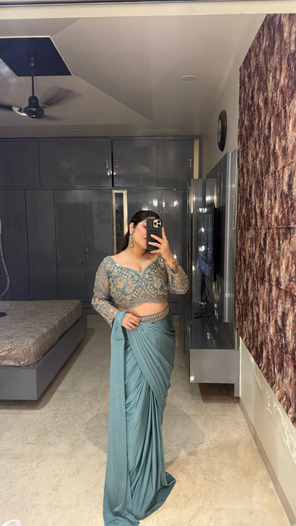 Sunehri saree