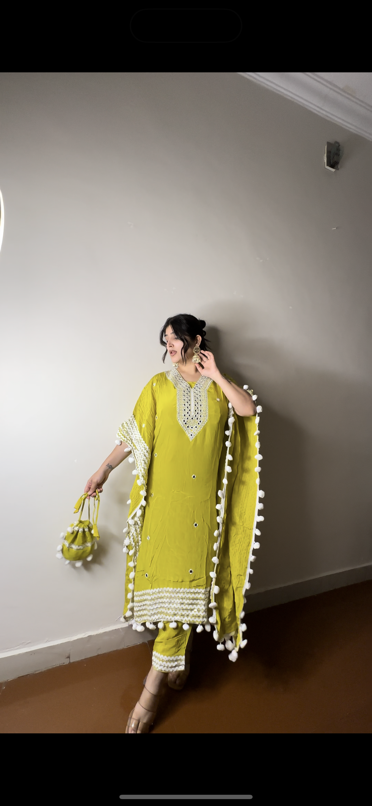 Neon trendy pompom kaftan