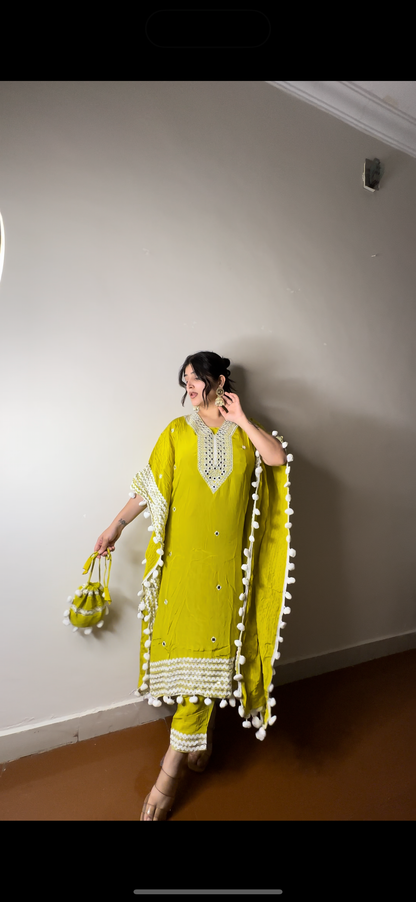 Neon trendy pompom kaftan