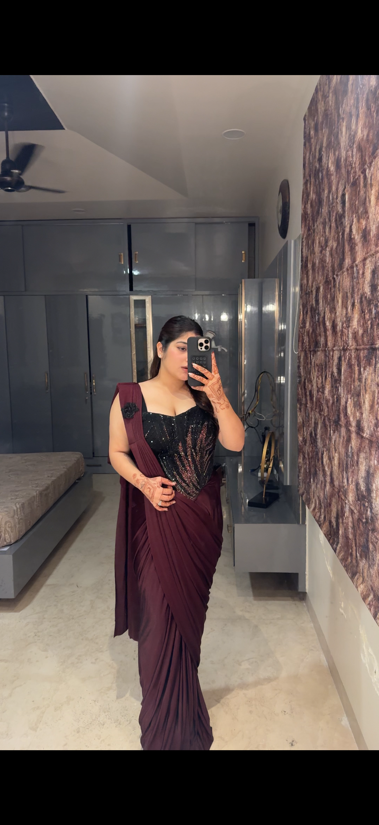 Rhea saree