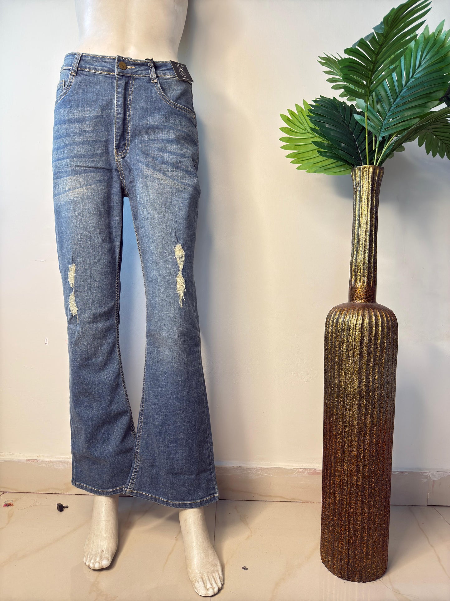 Blue bootcut jeans 986 color tint