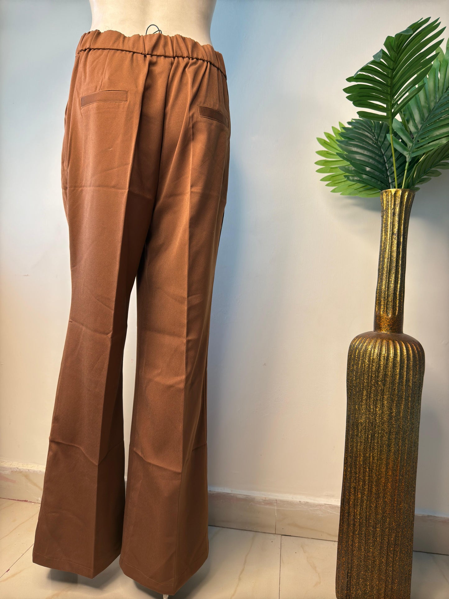 Brown bellbottom pant Rte038